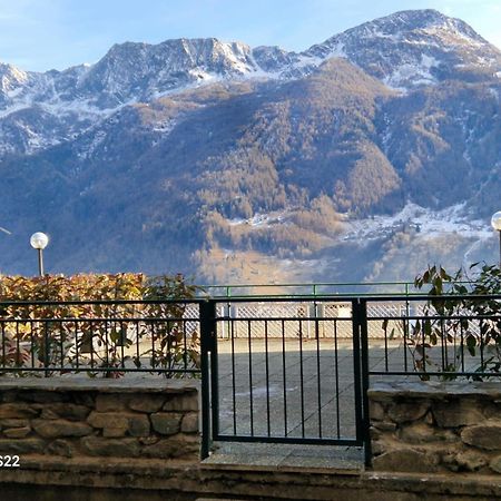 Appartamento Ampio e grazioso trilocale con vista panoramica Chiesa in Valmalenco Esterno foto