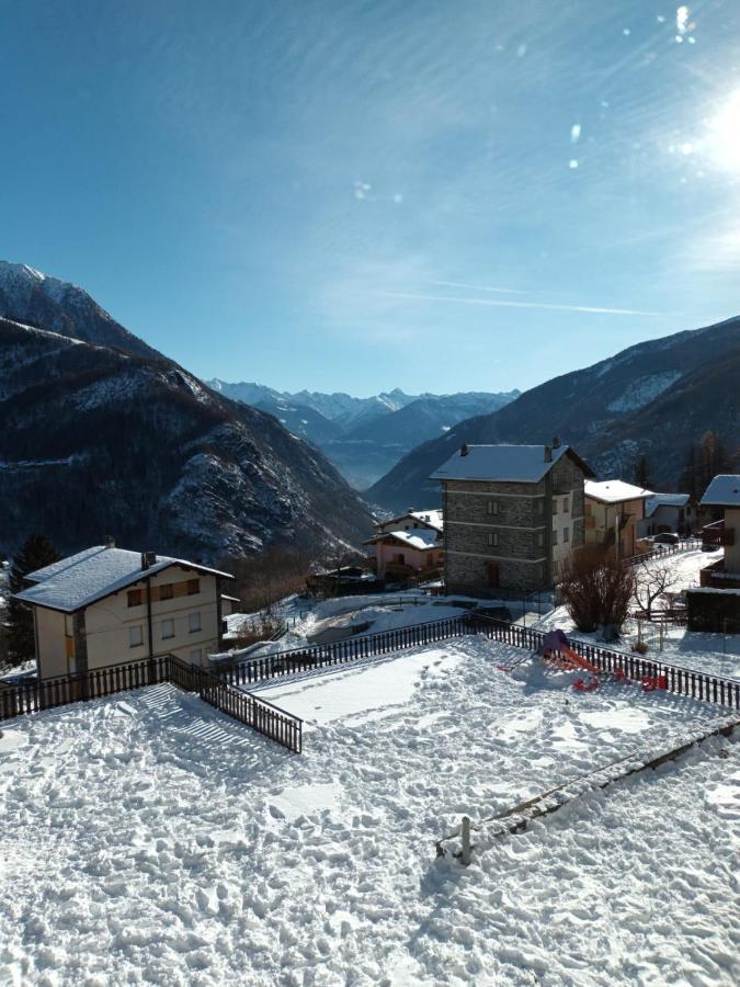 Appartamento Ampio e grazioso trilocale con vista panoramica Chiesa in Valmalenco Esterno foto