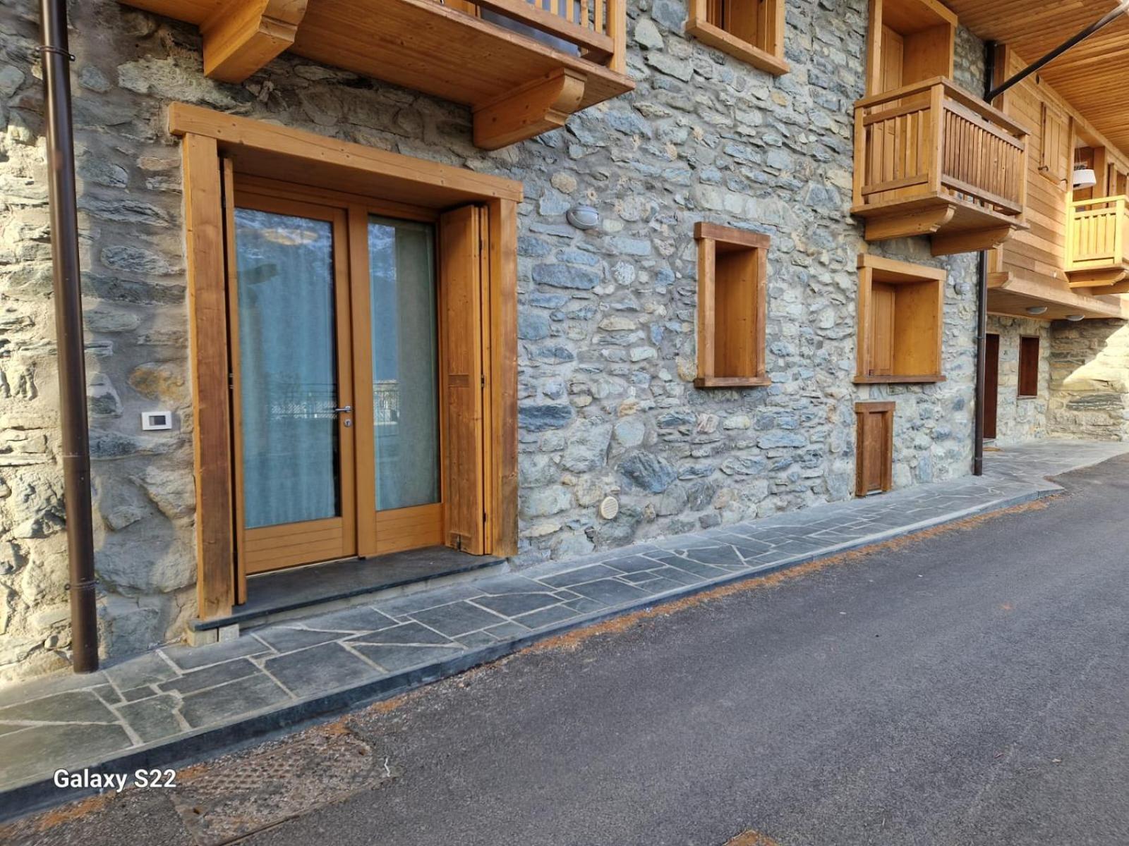 Appartamento Ampio e grazioso trilocale con vista panoramica Chiesa in Valmalenco Esterno foto